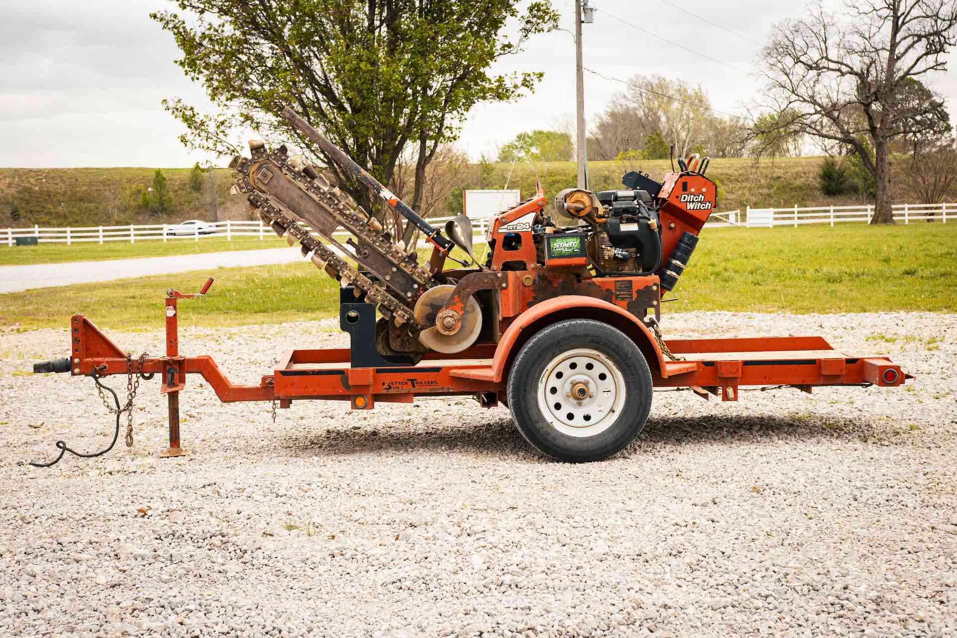Ditch Witch RT24 (Track) Trencher