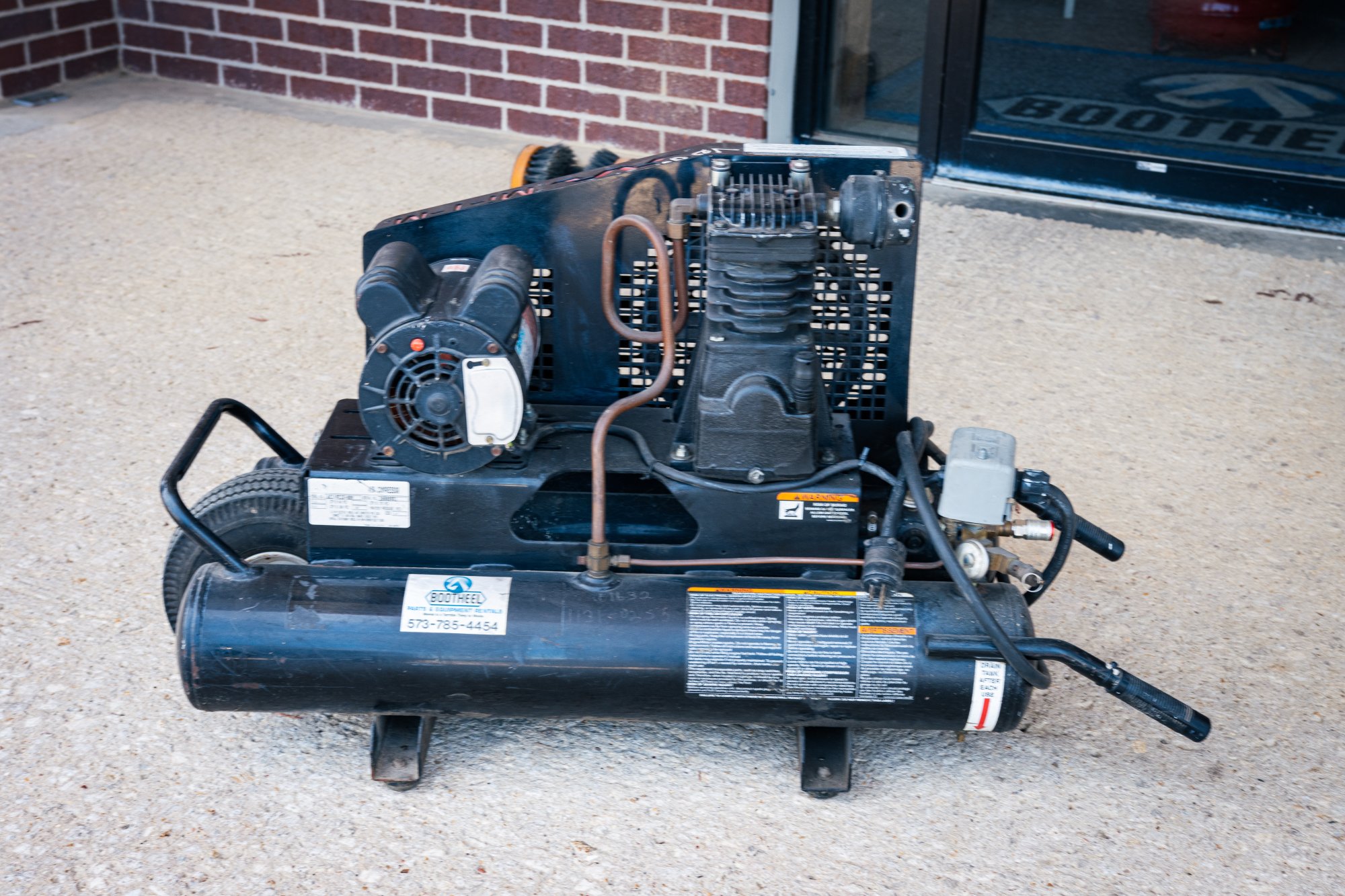 Emglo Twin Tank Electric (K-15-SP)