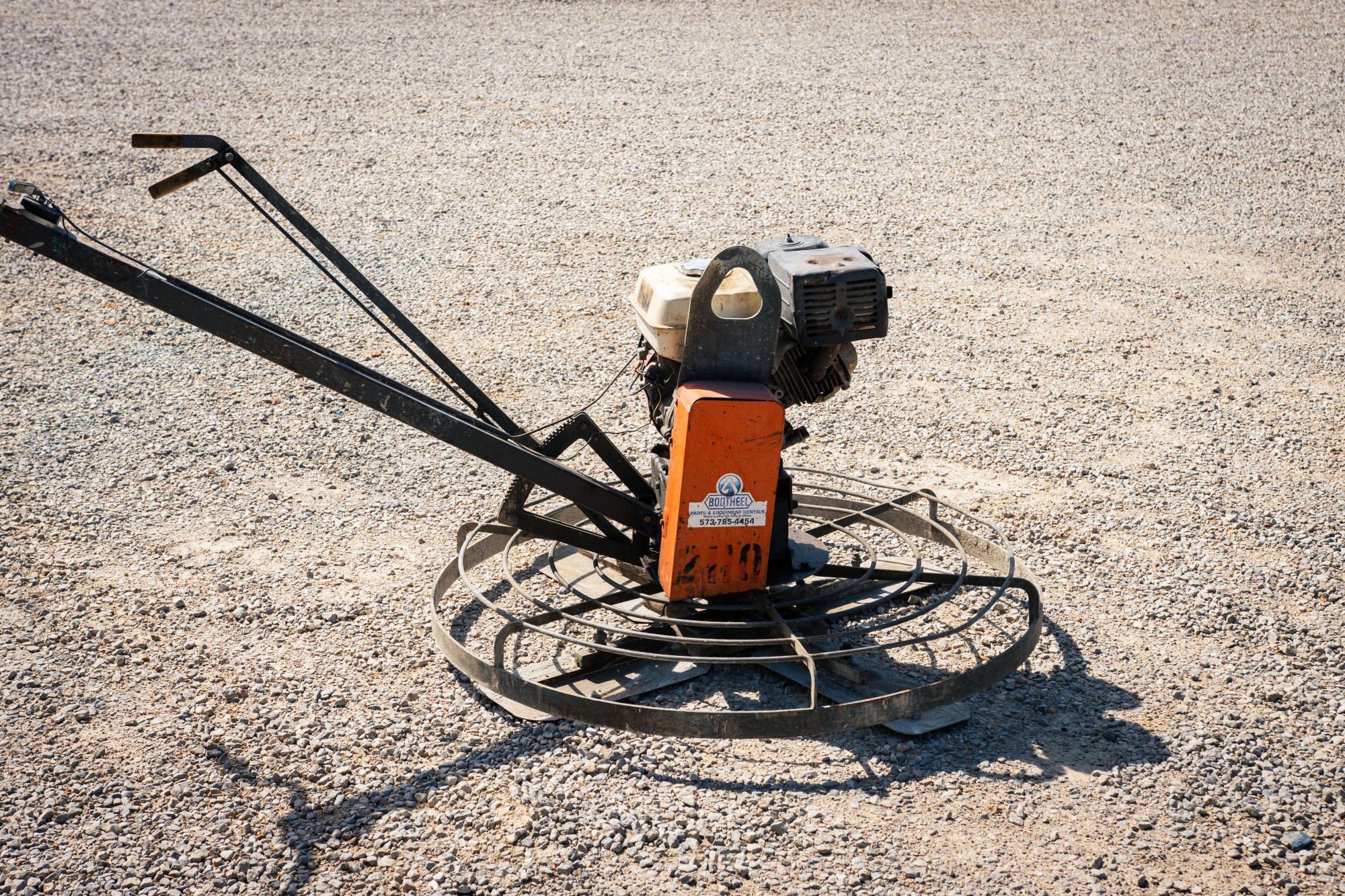 Husqvarna TR-48 Concrete Trowel (48")