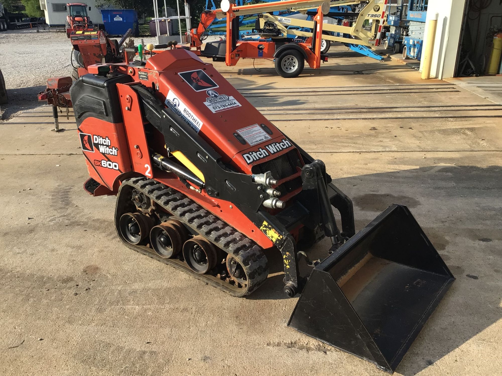 Ditch Witch SK600 Walk Behind Skid