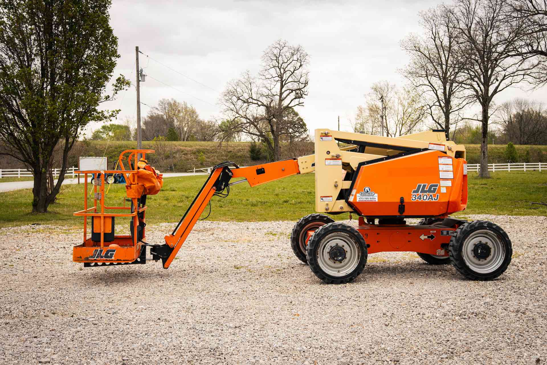 JLG 340AJ Boom Lift