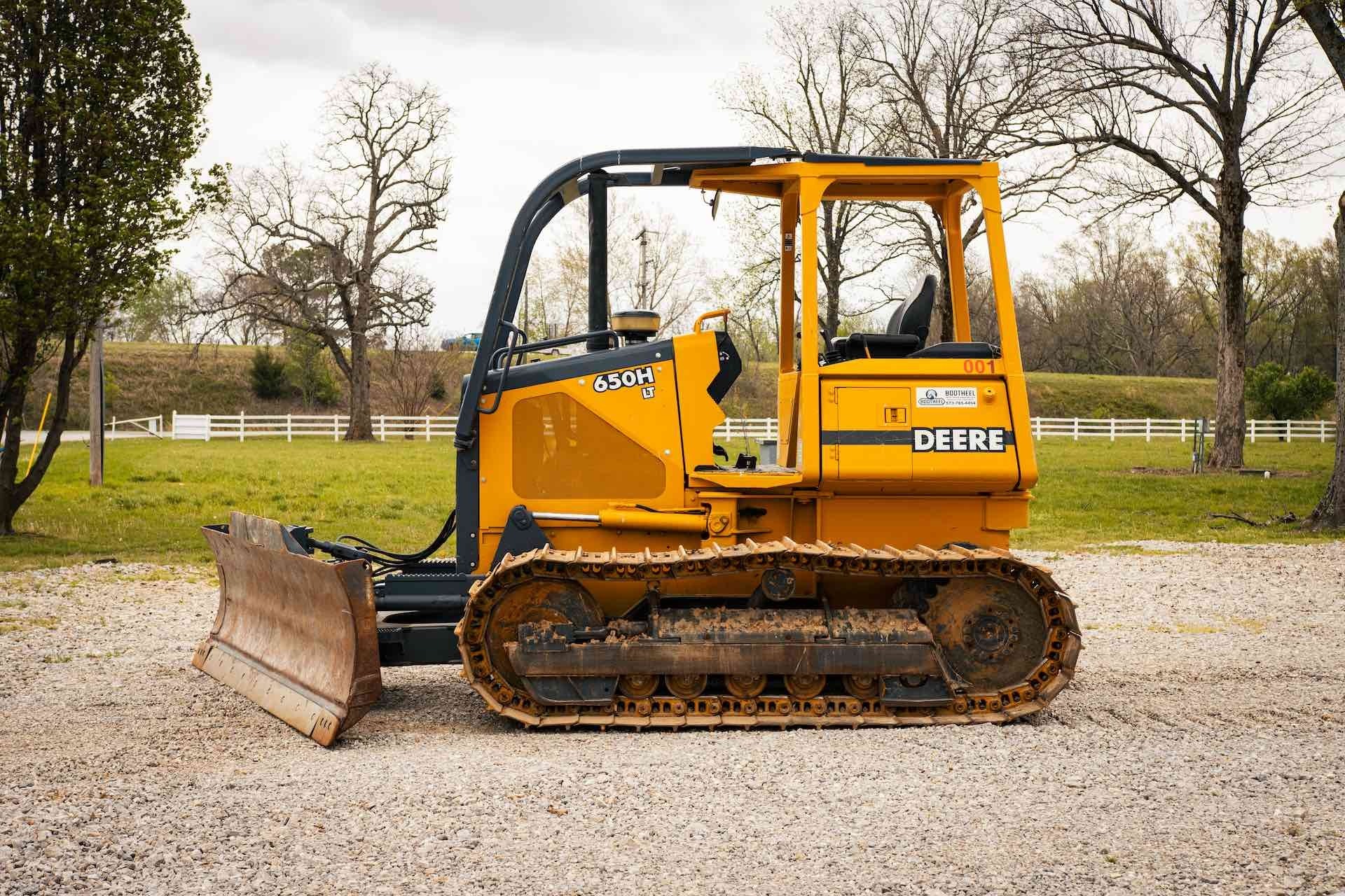 John Deere 650 H-LGP Bull Dozer