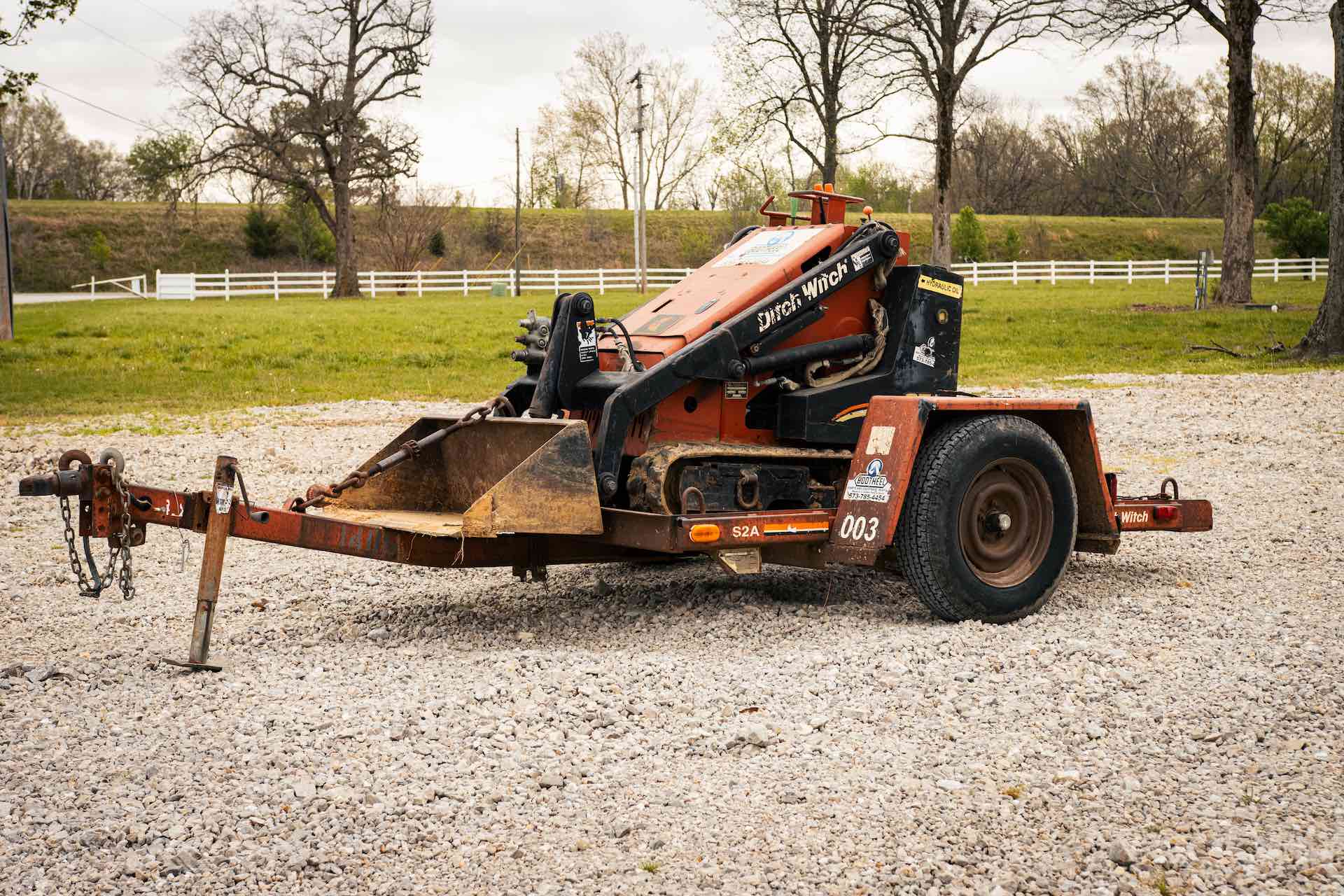 Skid Steer Walk-Behind Ditch-Witch SK350