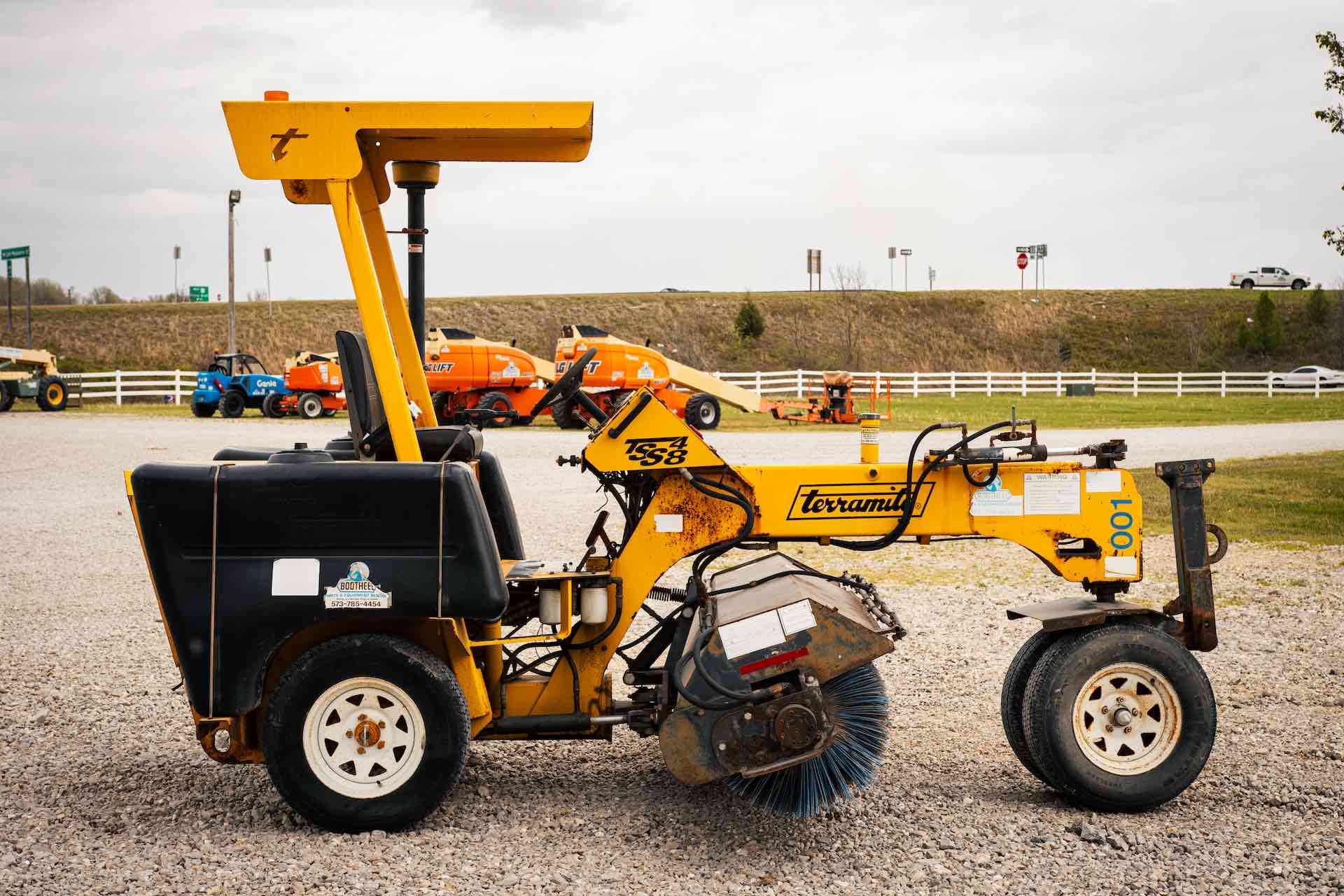 Terramite TSS48 Sweeper